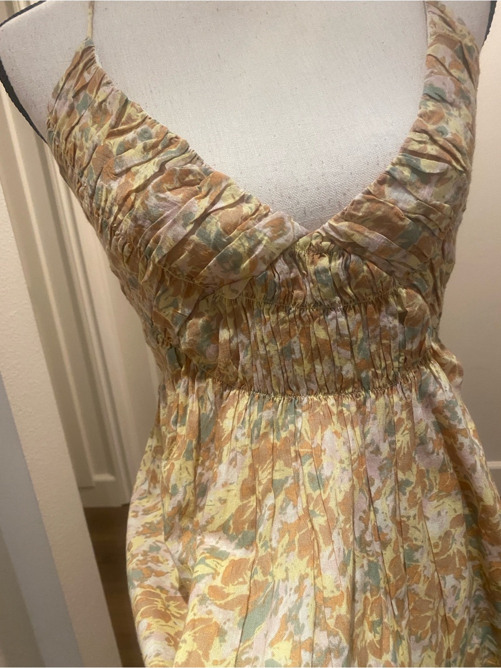 Women’s Yellow Floral Summer Maxi Dress Smocked Waist adjustable ties size large - Picture 6 of 12
